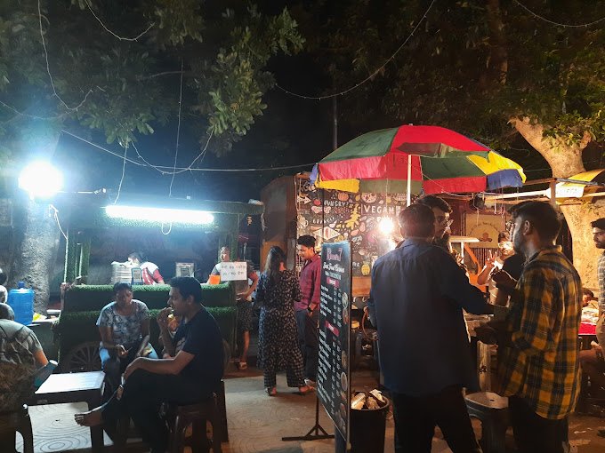 Night Market  (Allahabad)