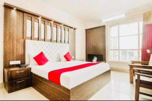 Hotel Vashistha
