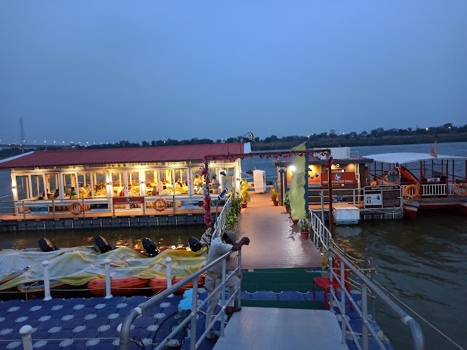 Kalindi Floating Restaurant